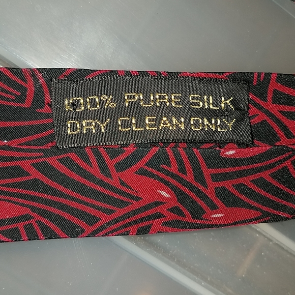 Giorgio Armani Tie - Picture 3 of 4